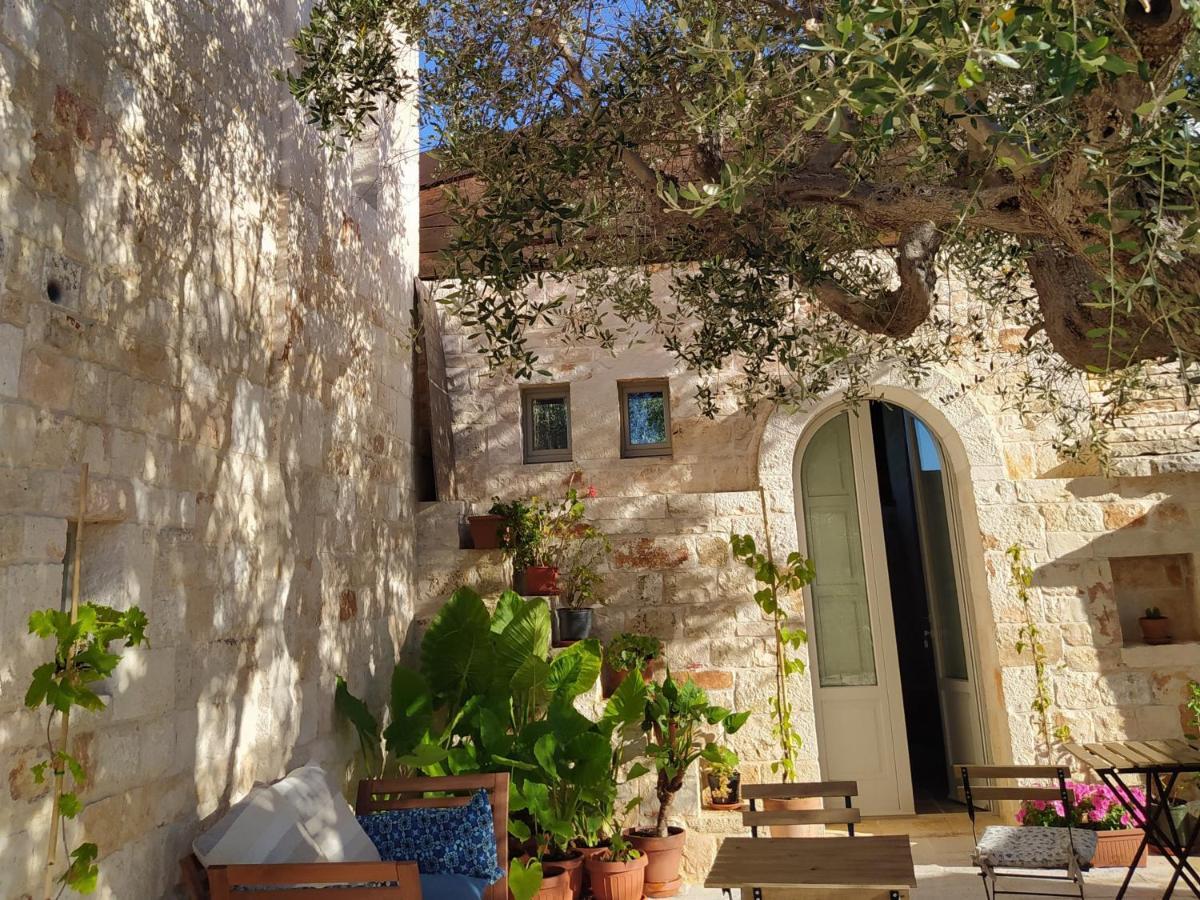 Masseria - Trulli Genius Loci Dimore โมโนโปลี ภายนอก รูปภาพ